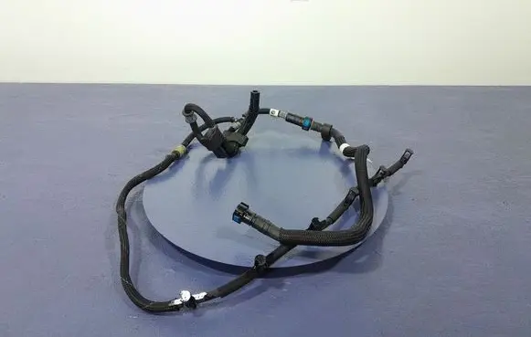 BMW 7 G11 G12 Fuel line pipe 8571669