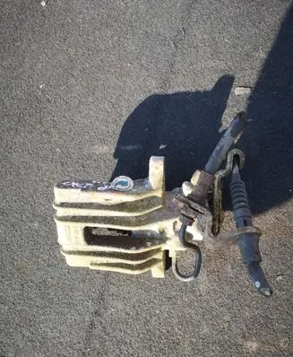 Skoda Octavia Mk2 (1Z) Rear brake caliper