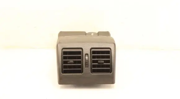Rear air vent grill
