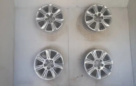 Audi A1 R15 alloy rim 8X0601025AQ