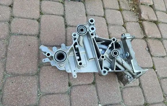Engine oil radiator