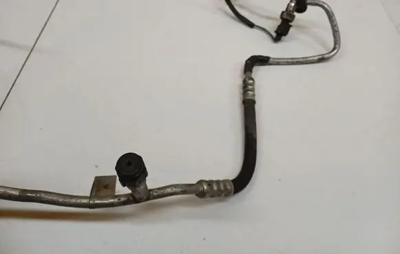 Renault Laguna III Air conditioning (A/C) pipe/hose 924400001R