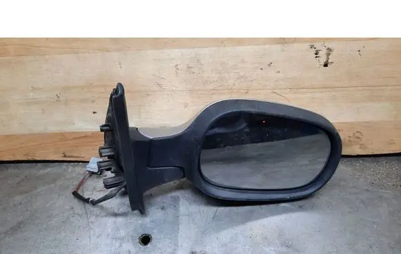 Nissan Micra Front door electric wing mirror