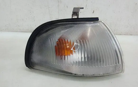 Subaru Legacy Front indicator light