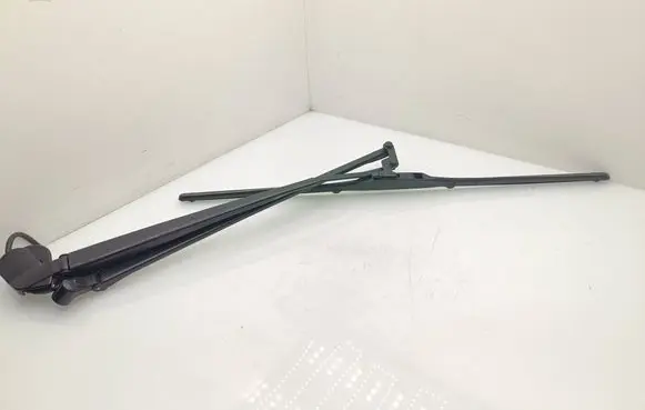 Toyota Yaris Front wiper blade arm 8497 83L2