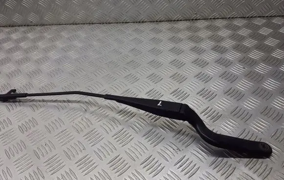 Ford C-MAX I Front wiper blade arm 3M5117526