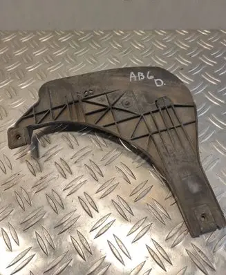 Audi A4 S4 B6 8E 8H Headlight/headlamp mounting bracket