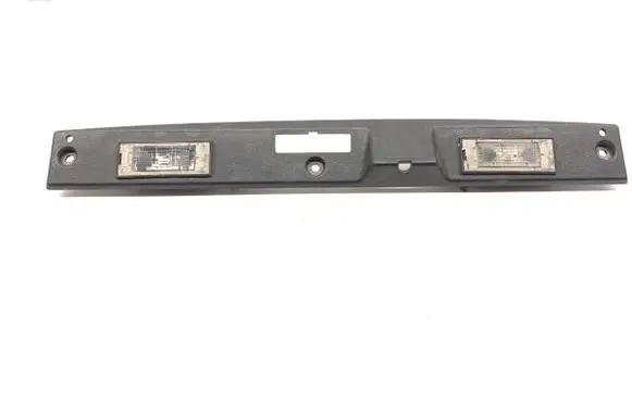 Renault Kadjar Trunk door license plate light bar 