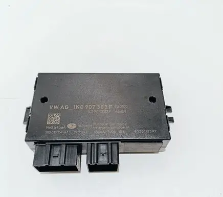 Volkswagen PASSAT B6 Tow bar trailer control unit/module 1K0907383F 5DS01015441 8030113397
