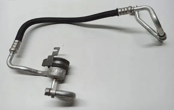 Renault Captur Air conditioning (A/C) pipe/hose 