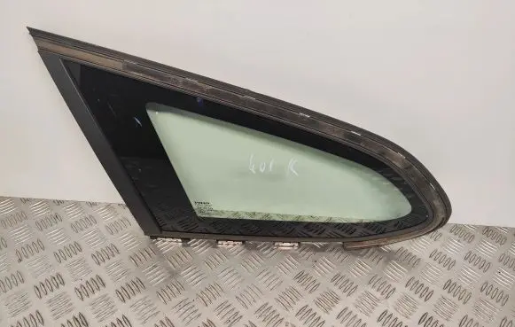 Volvo V60 Rear side window 31218020