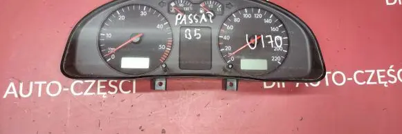 Volkswagen PASSAT B5 Speedometer (instrument cluster) 3B0919861J