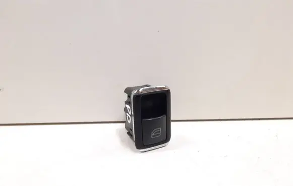 Mercedes-Benz C W204 Electric window control switch A2048707358