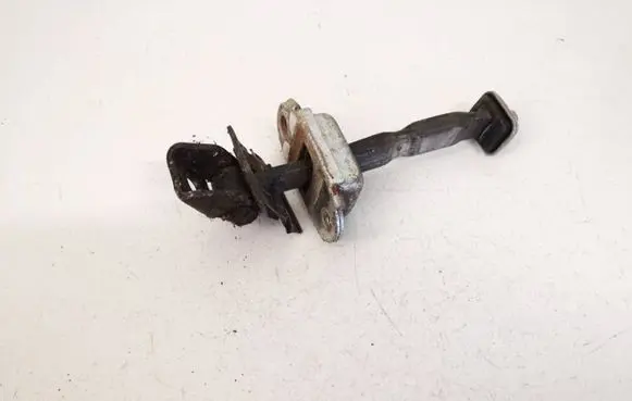 Skoda Octavia Mk2 (1Z) Rear door check strap stopper