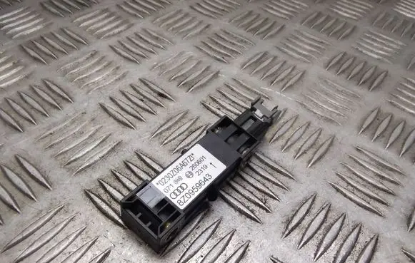 Audi A2 Airbag deployment crash/impact sensor 8Z0959643