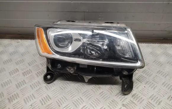 Jeep Grand Cherokee Headlight/headlamp 68110996AD