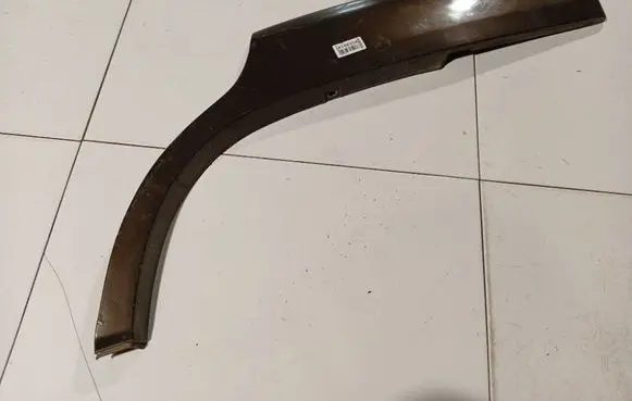 Front arch trim