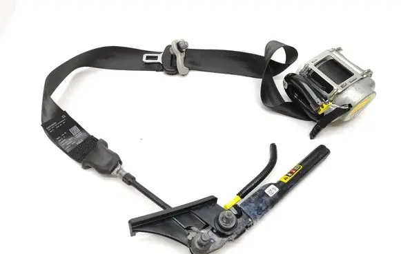 Nissan Rogue Front seatbelt 868856RR5A T220600534