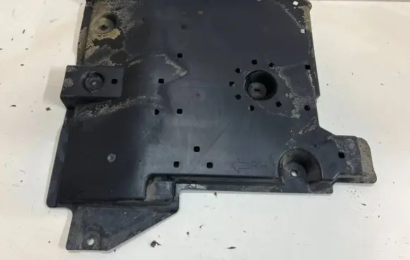 Mazda 2 Rear underbody cover/under tray DA6A561Z1