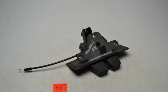 Volvo XC60 Tailgate/trunk/boot lock/catch/latch 30784560 345011