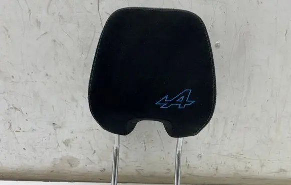 Renault Austral Front seat headrest 