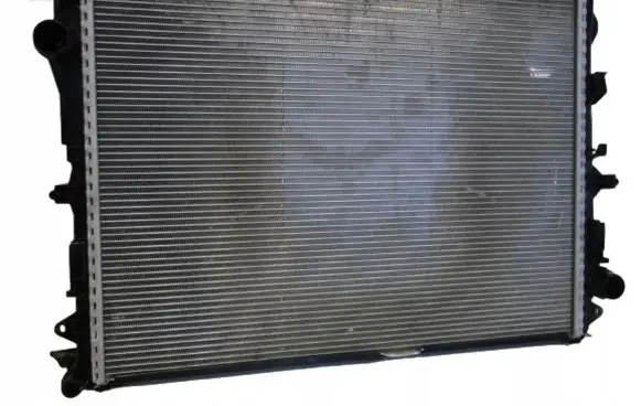 Mercedes-Benz E W213 Coolant radiator A0995001803