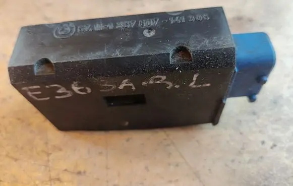 BMW 3 E36 Central locking motor 67111387607 1387607