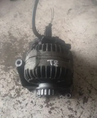 Volkswagen Touareg I Generator/alternator 070903024A
