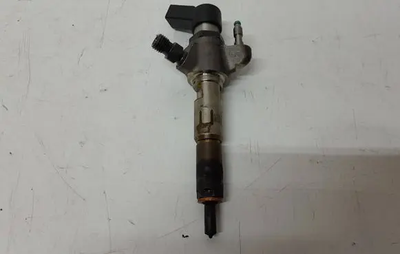 Volvo V60 Fuel injector 9802448680 50274V05 LC30