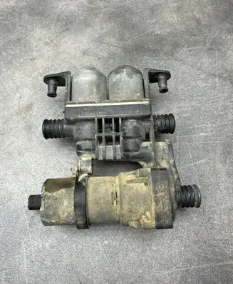 Rover 75 Coolant heater control valve 8374994 1147412135