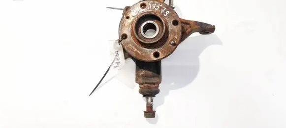 Citroen C4 I Picasso Front wheel hub