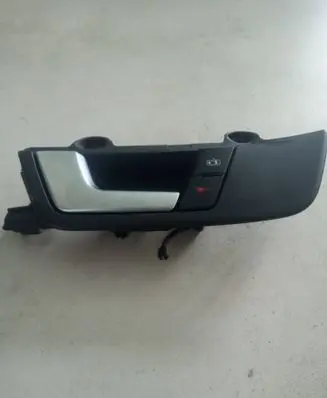 Audi A4 S4 B6 8E 8H Front door interior handle 8E1837019