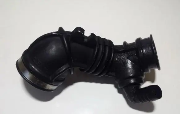 Opel Vectra B Air intake hose/pipe gm90499551 0094083