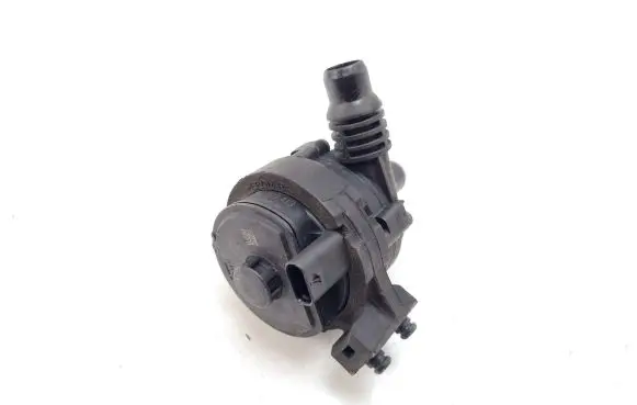 BMW 3 G20 G21 Electric auxiliary coolant/water pump 8671654