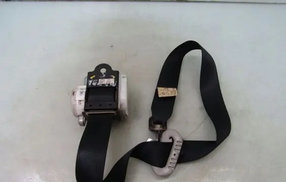Mazda 5 Front seatbelt BGD620247