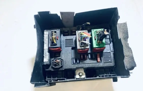 Citroen Berlingo Fuse box set