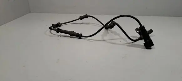 Lancia Thema ABS wheel speed sensor 04779639AB