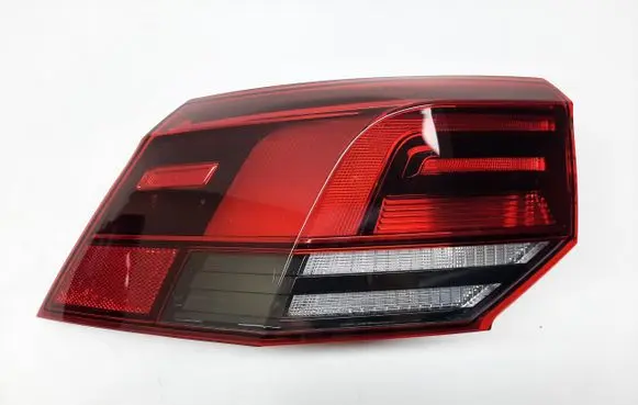 Volkswagen Golf VIII Rear/tail lights 5H0945095C