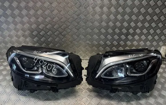 Mercedes-Benz GLC X253 C253 Headlights/headlamps set A2539065401 A2539065301