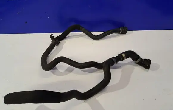Volvo S60 Engine coolant pipe/hose 31474850