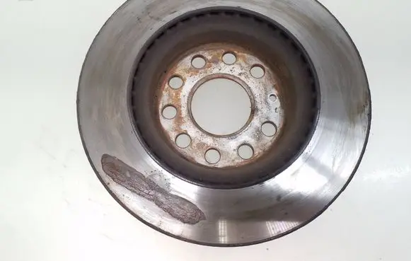 Volkswagen Golf VI Front brake disc