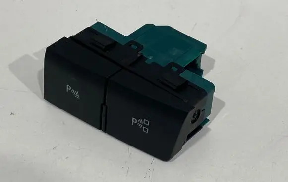 Opel Insignia A Parking (PDC) sensor switch 13315843