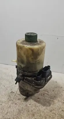 Volkswagen Polo IV 9N3 Power steering pump 6R0423156A 6Q1423051CE 6Q2423051AN