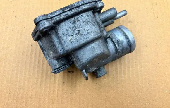 Mercedes-Benz Vito Viano W638 Thermostat A646200115