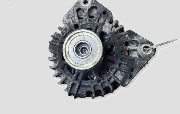 Opel Vivaro Generator/alternator