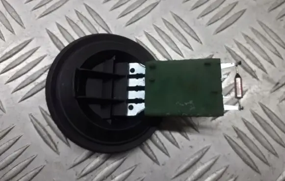 Seat Ibiza III (6L) Heater blower fan relay 