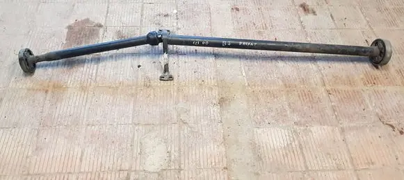 Volkswagen PASSAT B7 Drive shaft (set)