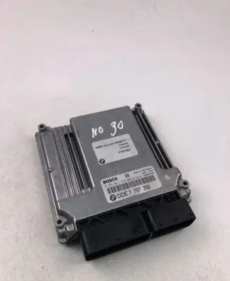BMW 1 E81 E87 Engine control unit/module 7797356