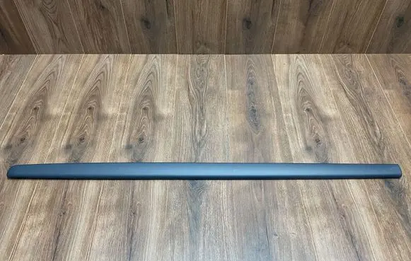 Renault Twingo III Front door trim (molding) 8200365843