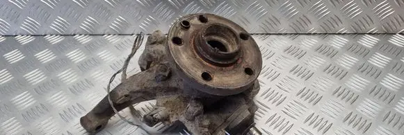 Volkswagen Transporter - Caravelle T4 Front wheel hub spindle knuckle